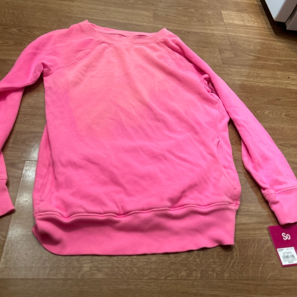 Long sleeve pink  sweatshirt